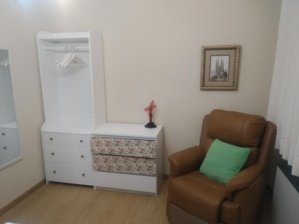 Apartamento Pettit Centro De 오그로브 외부 사진